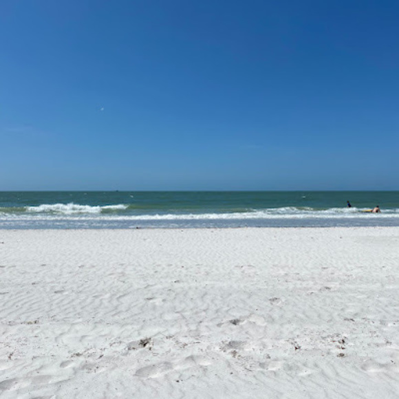 Meet your Posher, Heather - Picture 1 of 1